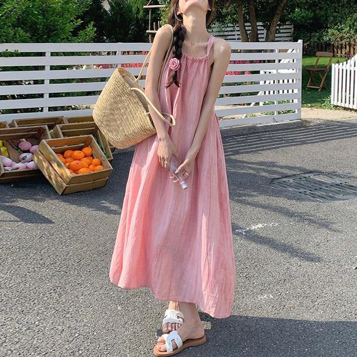 Summer 2025 Sleeveless Pink Slim Long Dress for Women: French Style, Age-Defying, Perfect for Seaside Holidays