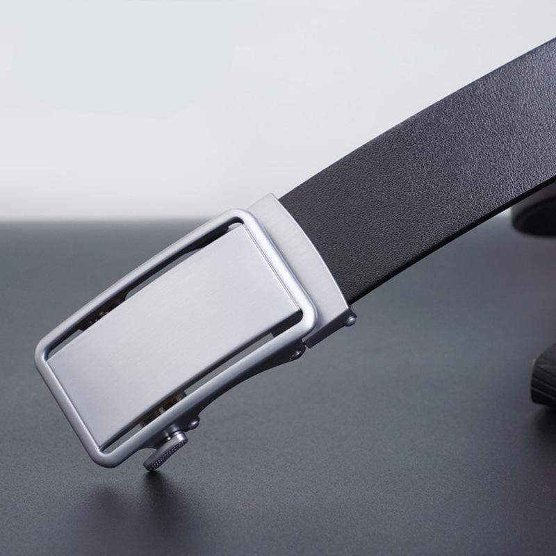 New Belt for Men's Zinc Alloy Automatic Buckle Belt Fashionable High-end Cowhide Belt