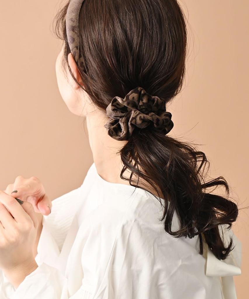 VINGTAINE Leopard Print Velvet a cute hair accessory that makes a great Scrunchie, gift. HS-201-BR