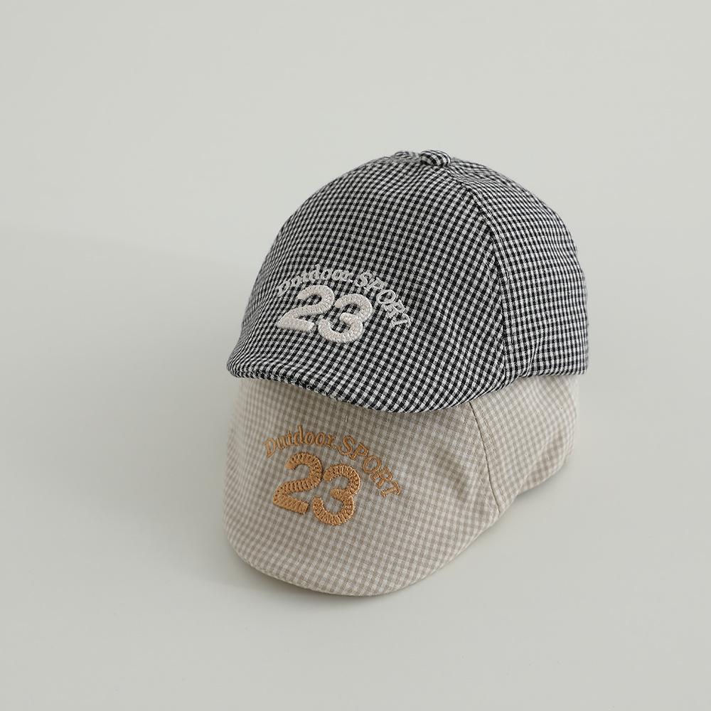 Retro Plaid Baby Beret – Spring/Summer Sun Hat with Embroidered "23" for Infants & Toddlers
