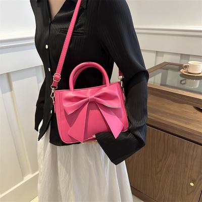 Nischendesign Tasche Damen neue Mode Retro Schulter kleine quadratische Tasche Schleifendesign tragbare Umhängetasche