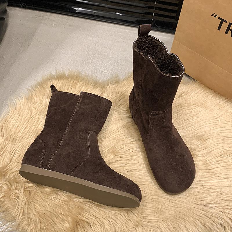 

Fleece boots leather short boots women s new retro thermal Boken shoes short snow boots 40