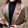 Full Diamond Red Love Brooch, High-End Women'S Brooch Pin Fixed Clothes Design Sense Niche Exquisite Autumn And Winter Accessories