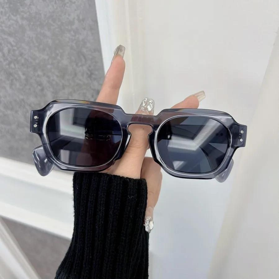 

Дизайнерские квадратные солнцезащитные очки Женские Мужские Геометрические Полнооправные Солнцезащитные очки Женские Зеркальные цвета Стильная Мода Other