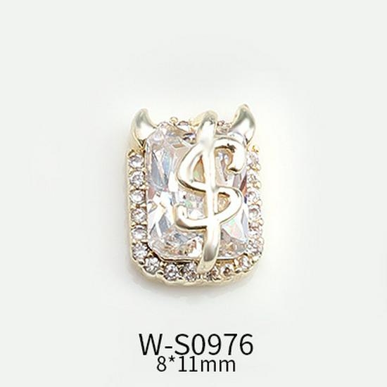 Festive Chinese Style Manicure: Lucky Bag Zirconia Ornaments with Golden Toad, Yuanbao, and Money Character Press-on Nails