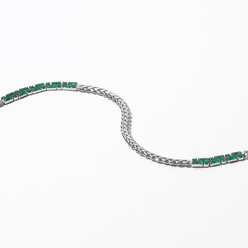 1pc Emerald Zircon Inlaid Snake Bone Chain Necklace for Women Couples Temperament Gorgeous Wedding Jewelry Gift Party Accessories