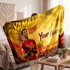 Coperta in pile personalizzata Lamine Yamal con logo del calcio, testo con nome personalizzato, morbida, calda, coperta da divano per la casa