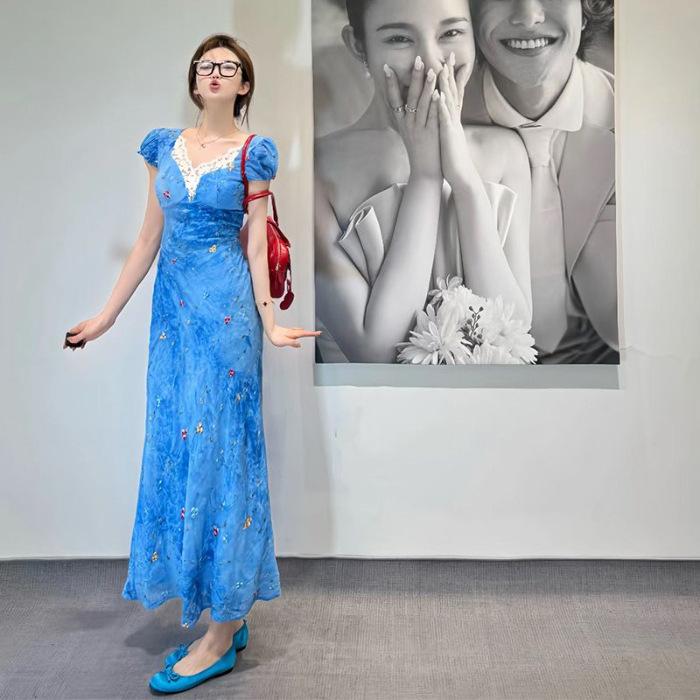 French beautiful temperament waist short-sleeved dress women s summer new v-neck edge coffee break long skirt S синий