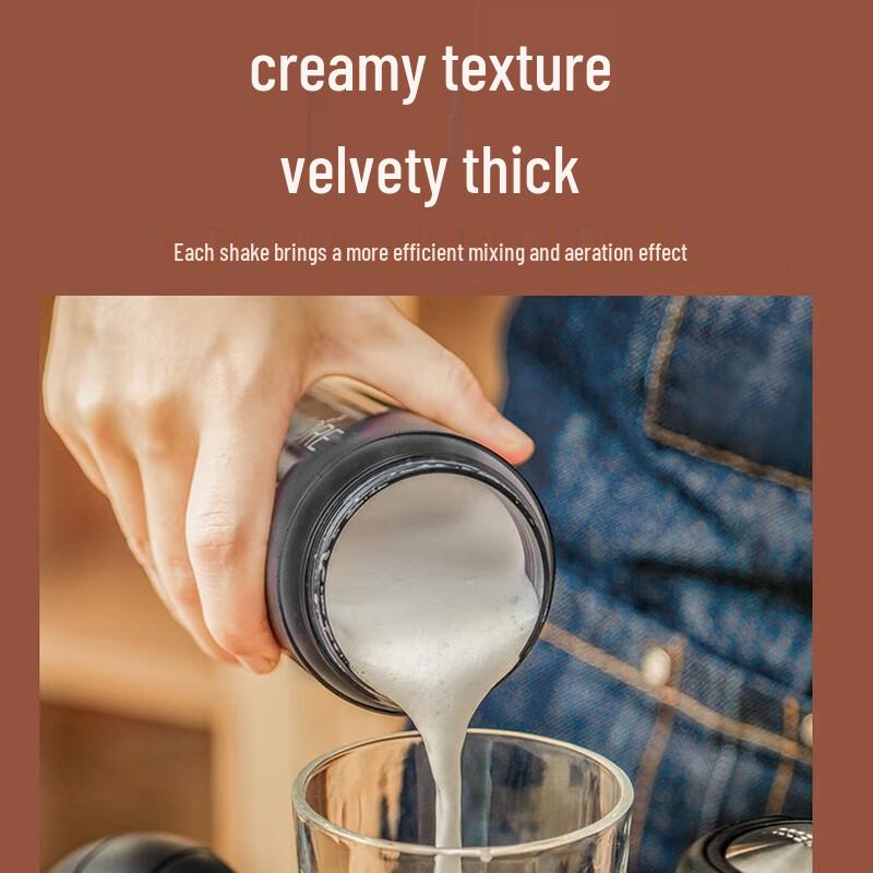 Ruční napěňovač mléka STARESSO