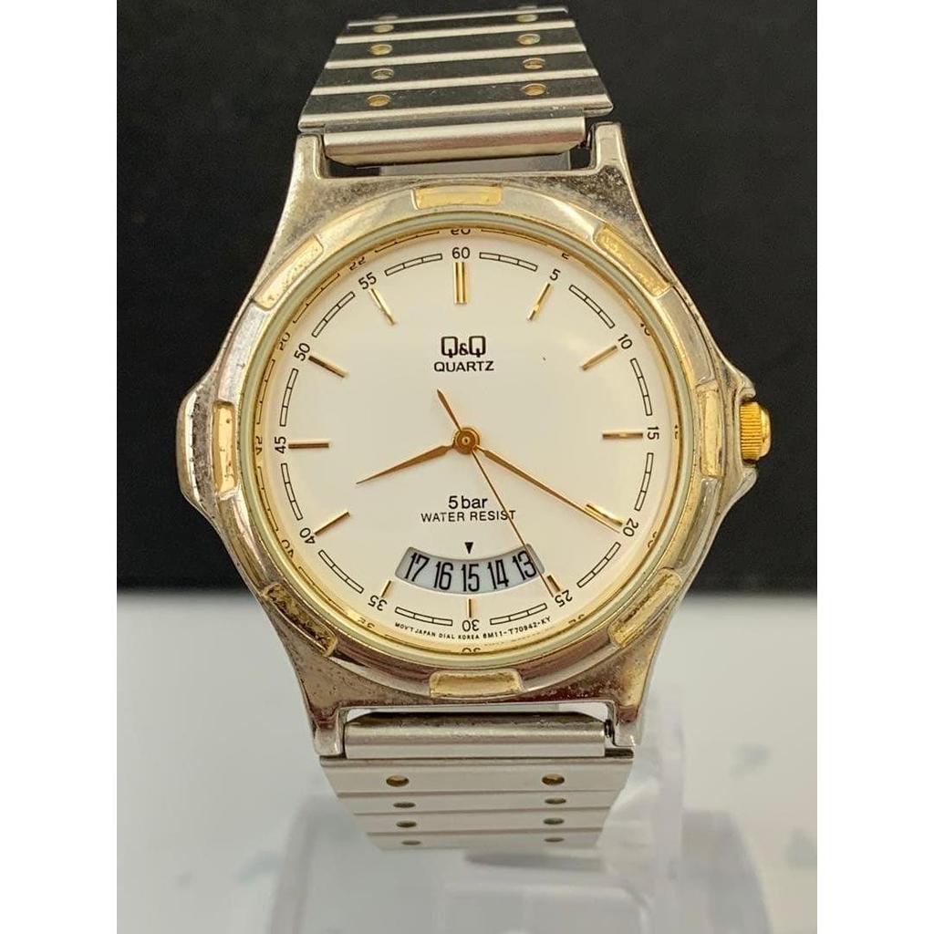 Used Citizen Q&Q Quartz Watch 5 Bar Water Resistant Silver