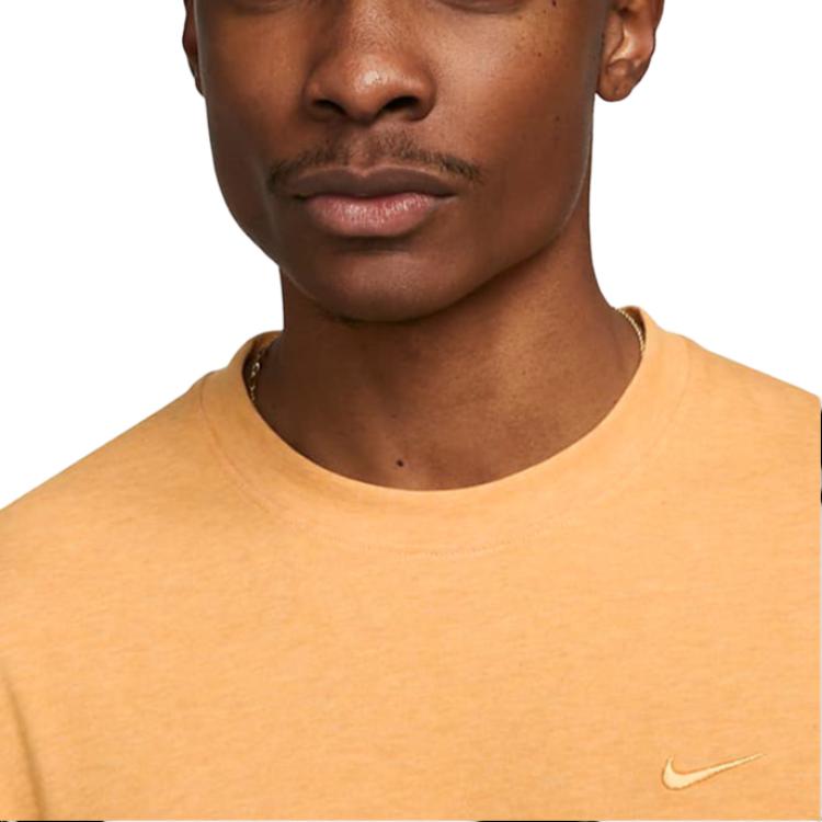New Nike T Shirts Men's Yellow DV9832-815