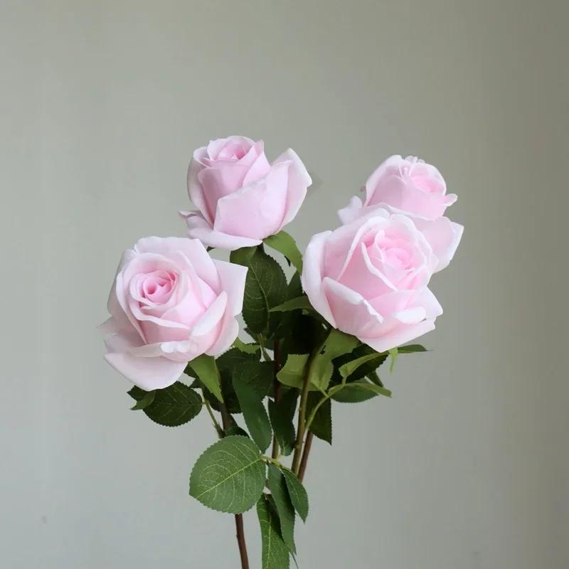 5 ks Květiny umělé na dotek růže svatební kytice svatební dekorace latexové růže dárek na Valentýna párty domov falešná růže květinová