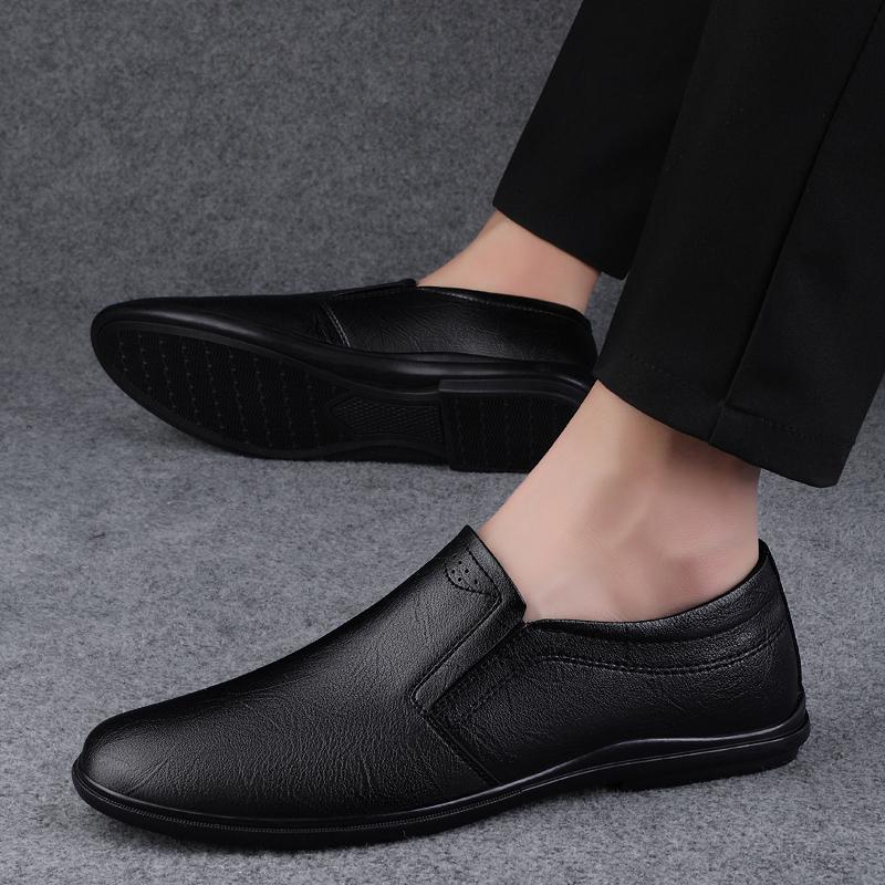 Genuine Leather Mens Shoes Casual Luxury Brand Soft Men Loafers Moccasins Breathable Slip on Male Boat Shoes Plus Size 35-46