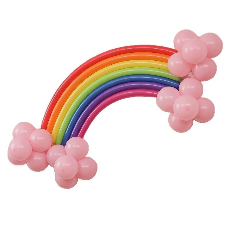 DIY Regenbogen-Ballondekoration für die erste Geburtstagsparty