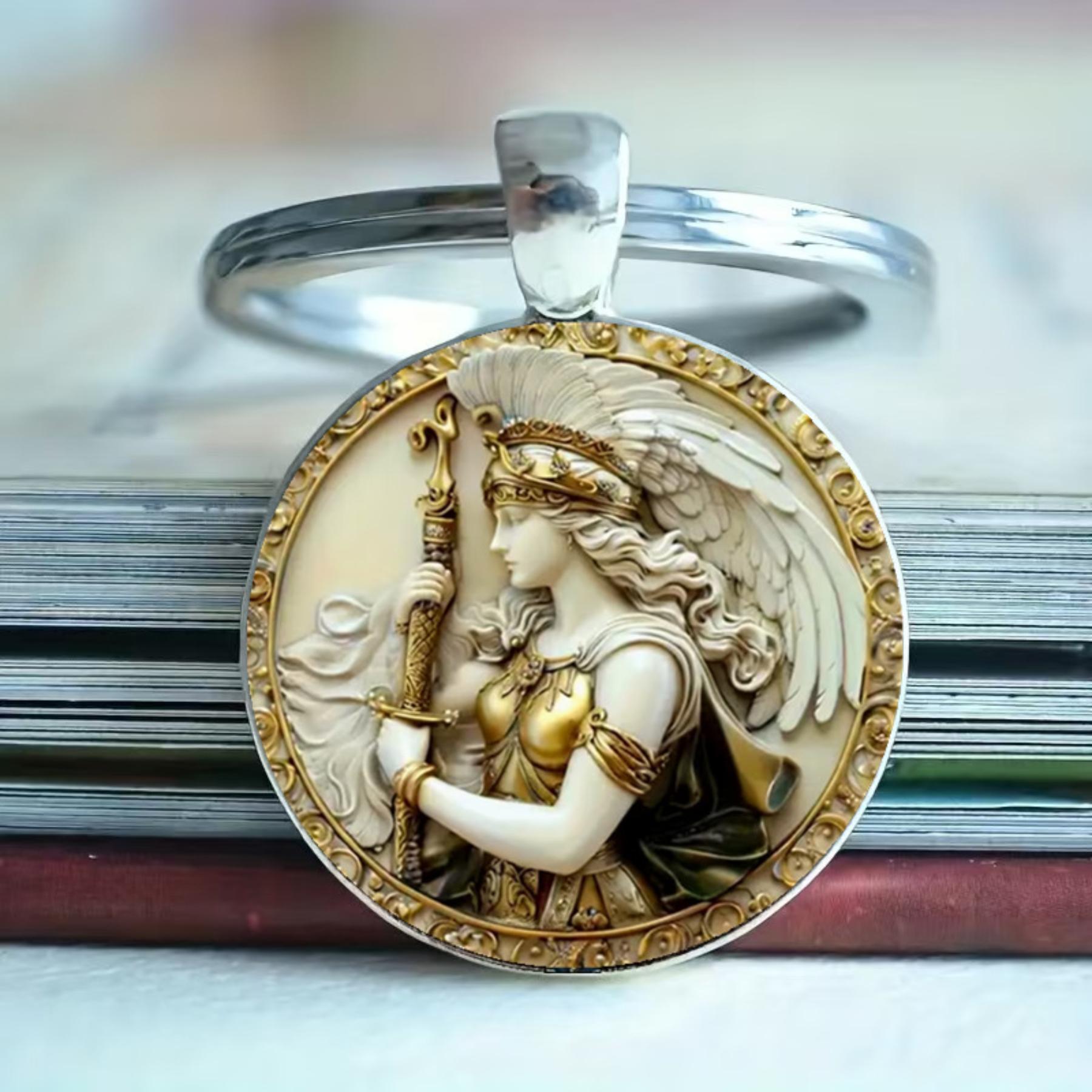 

Round Glass Alloy Keychain Pendant One Size