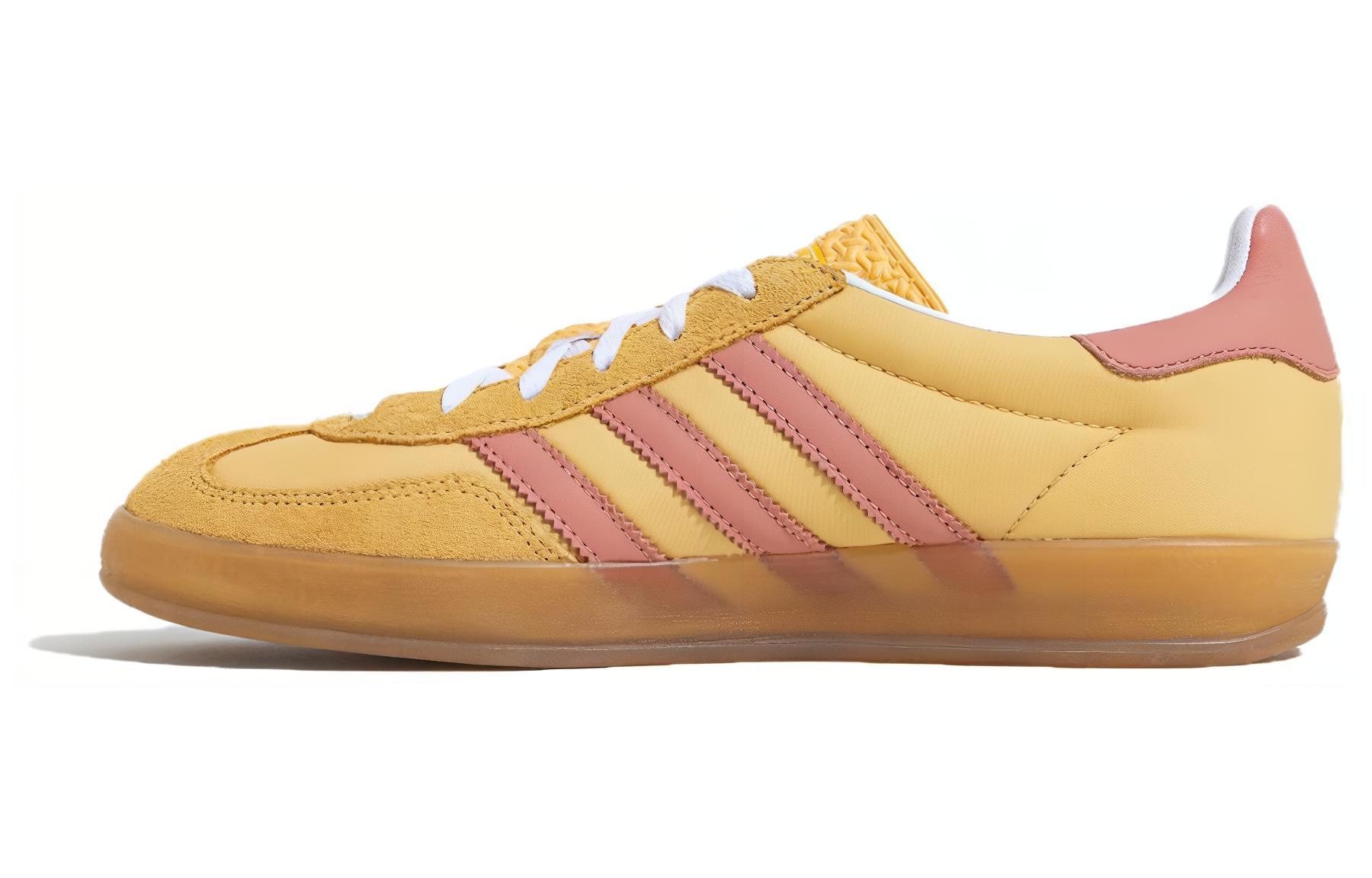 Gazelle Wmns Adidas Originals Indoor  Semi Spark Wonder Clay  Women s IE2959 36