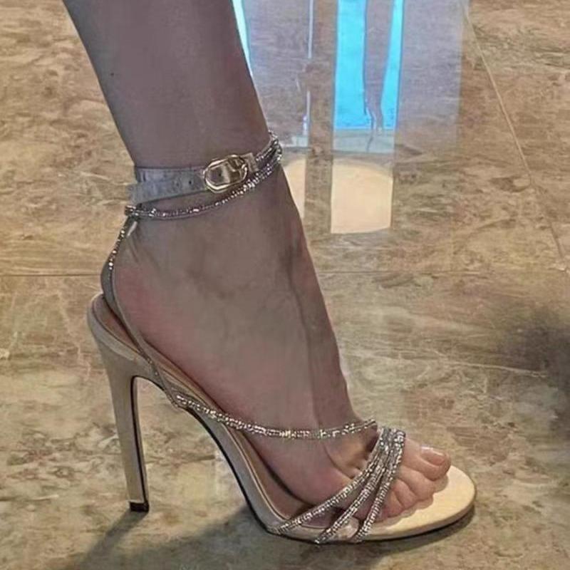 Heel sandals 2025 summer socialite champagne Roman shoes open-toed high heels one-word buckle night show hate sky high