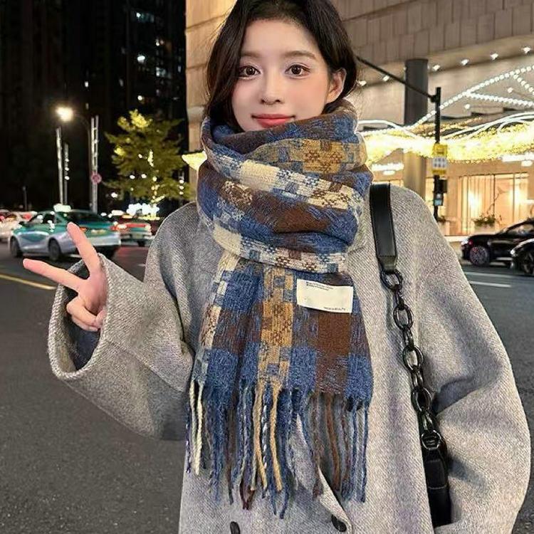 Autumn and Winter New Couples Versatile Scarf, High-grade Tassel Warm Thickened Student Scarf Atmosphere Plaid Scarf