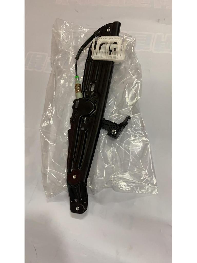 BMW F01/F02/F04 Rear Right Window Regulator 51357182616