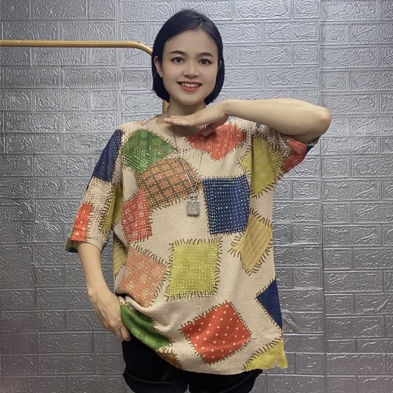 

Women s Plus Size Retro Print Ice Silk T-Shirt – Loose Fit, Belly-Covering, Slimming, Round Neck One Size (Suitable for 85-170 kg)