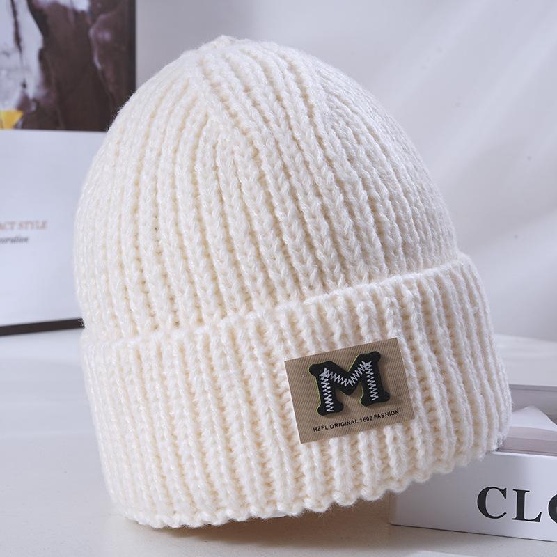 Hat Women's Winter Warm Knitted Hat Windproof and Cold-proof Wool Hat