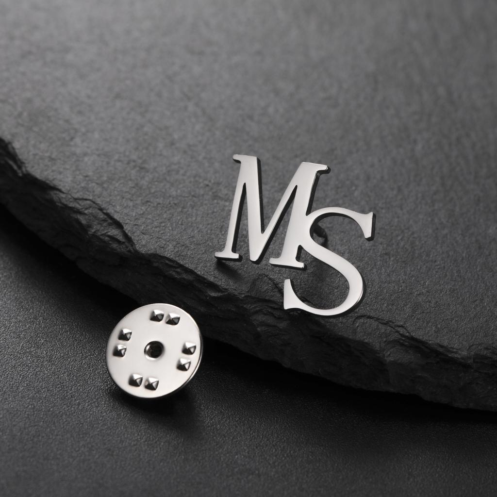 Lemegeton Custom Name Initials Brooch Stainless Steel Jewelry Customized Letter Pins Women Men Shirt Suit Badge Wedding Gifts