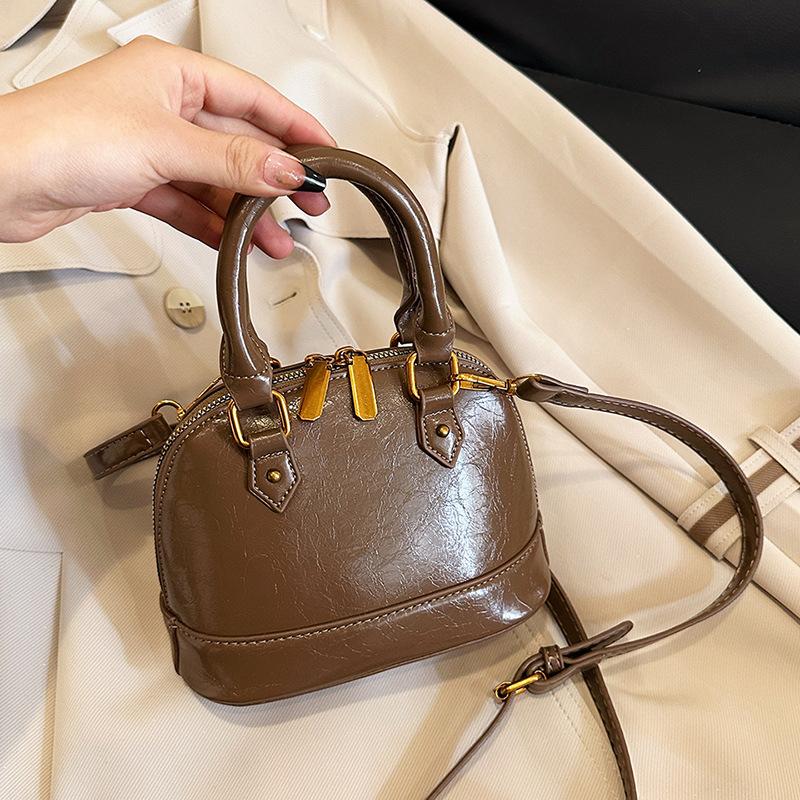 

2025 новая модная универсальная повседневная женская сумка высокого класса в иностранном стиле, популярная сумка-мессенджер на плечо для поездок на работу