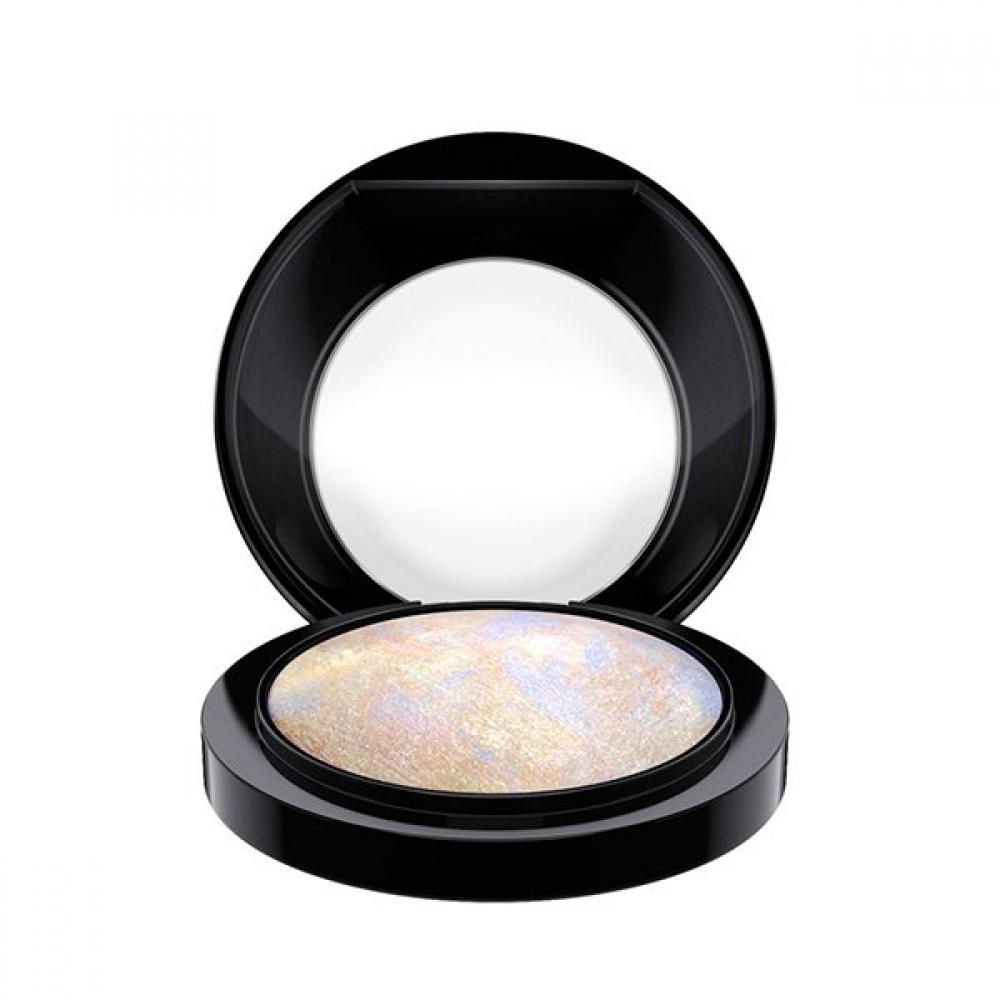 M A C MinerAlize Skinfinish RIGHTS CAFED