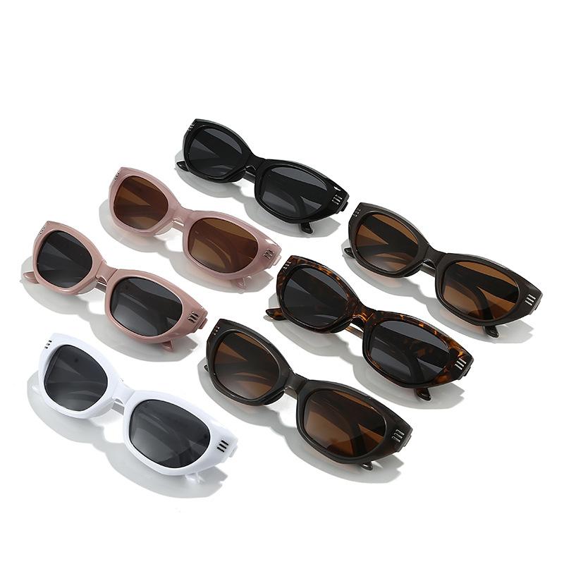 Narrow Frame Cat'S Eye Explosive Sunglasses Tr Material Multi-Color Retro Uv400 Sun Protection Comfortable Without Nose Pressure