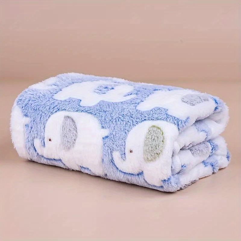 Christmas Gift Soft and Cozy Cartoon Elephant Pet Blanket for Dogs and Cats Flannel Throw for Puppies and Kitten Universal Size