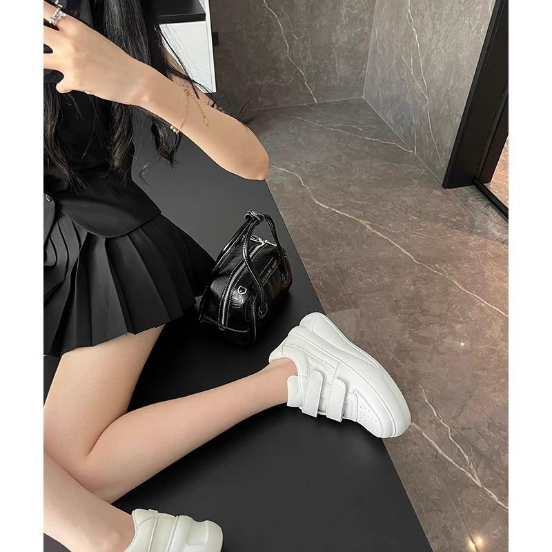 Velcro thick-soled heightening little white shoes for women's autumn and winter velvet versatile casual sports board shoes for women