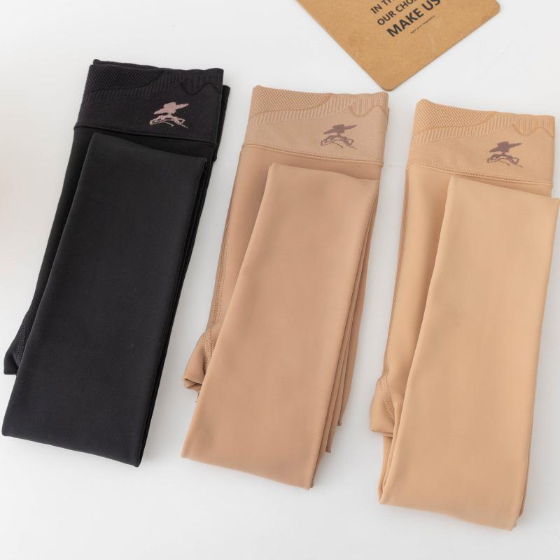 Waterlight Bare Leg Pantyhose: Women's Tummy Control and Hip Lift Stockings, Plus Velvet Flesh Tone for Autumn/Winter, Realistic Nude Feel