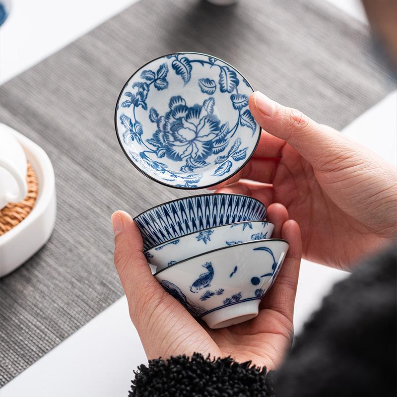 Retro Blue and White Ceramic Kung Fu Teacup Tea Set Single Cup Tea Tasting Hat Cup Home Master Cup Tea Cup Tea Bowl Set
