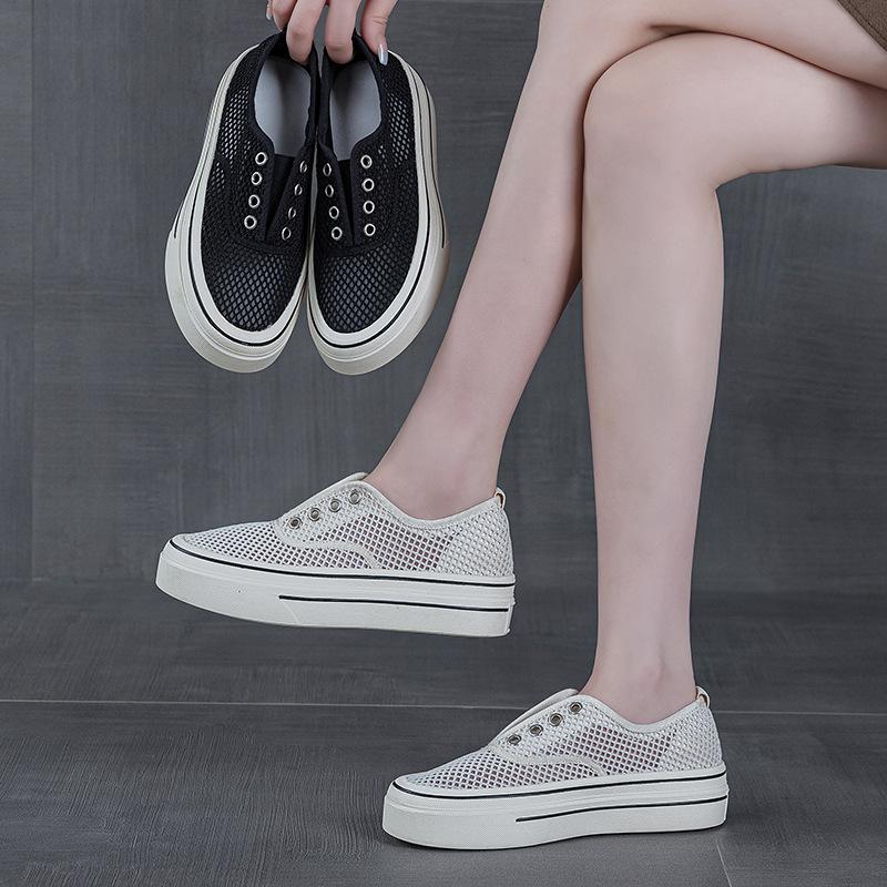 Thick-soled Sequined Mesh Breathable Board Shoes Children 2025 New Versatile Sports and Leisure One-pedal Mesh Shoes Little White Shoes