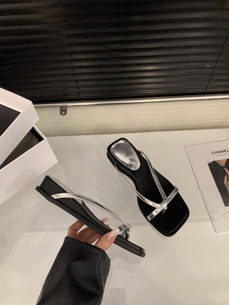 Wedge heel silver French small cool slippers women's shoes wear 2025 new summer red with skirt beach sandals