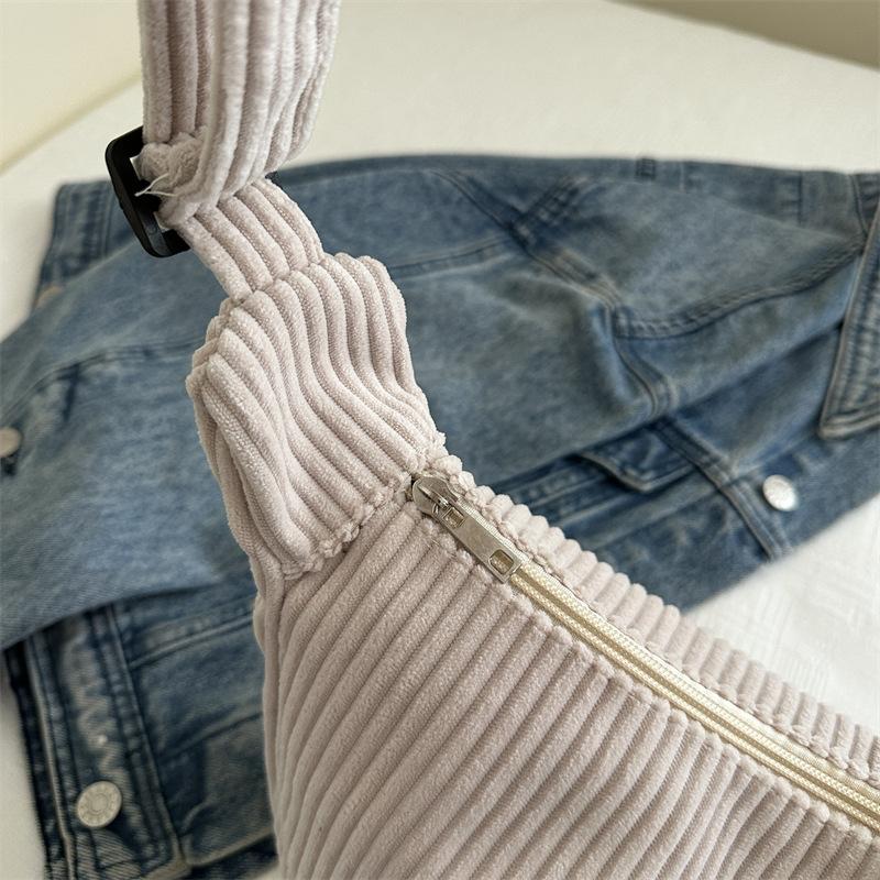 Cord Samt Fauler Wind Japanische Tide Literarische Ein-Schulter Umhängetasche Schick Student Lässig Koreanische Version Damen Einfache Knödel-Tasche