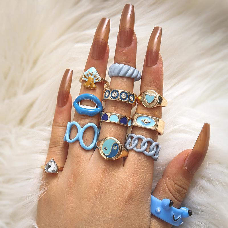 12-Piece Heart & Frog Lips Drip Oil Ring Set with Open Chain Design