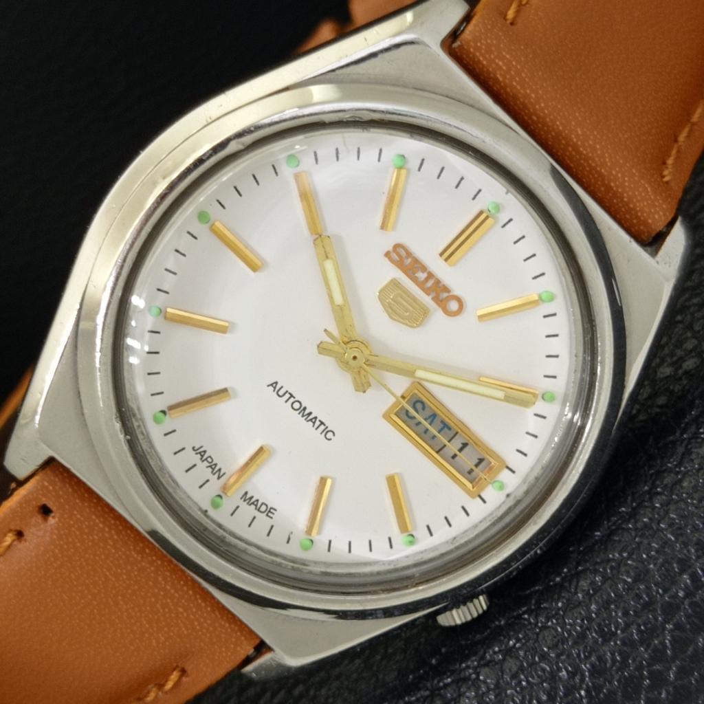 JAPAN VINTAGE SEIKO 5 AUTOMATIC 7009A MENS WHITE COLOR DIAL WATCH a702637-1 R209-a702637