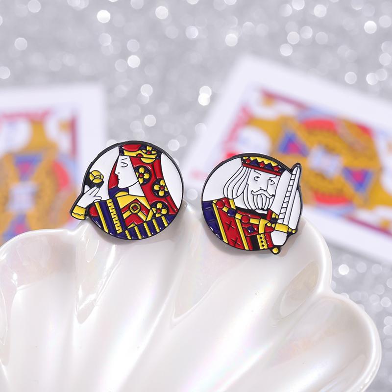Playing Cards Enamel Pins Custom Poker King Queen Spade Heart Club Brooches Lapel Badges Punk Jewelry Gift for Kids Friends