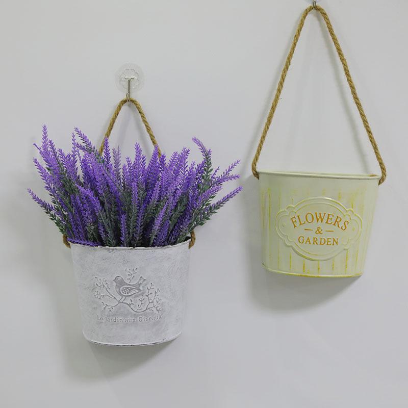 Retro Wrought Iron Wall-Mounted Hanging Flower Vase and Basket for Indoor/Outdoor Décor