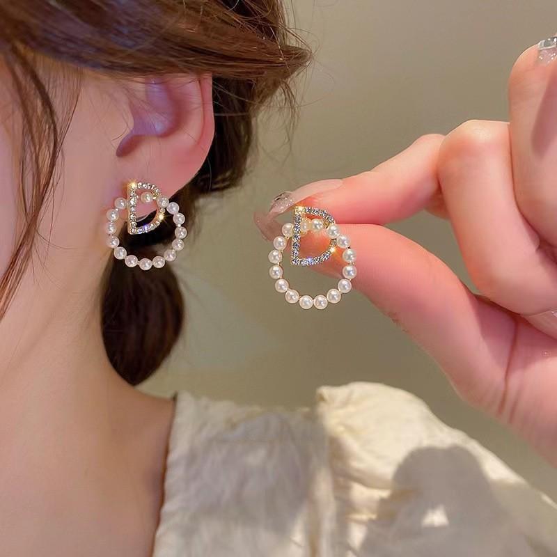 Earrings Fresh Temperament Mermaid Love Alloy Stud Earrings Niche Design High Sense Light Luxury Earrings Tide