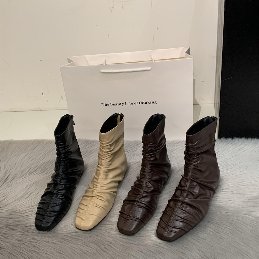 Slack sense fashionable simple short boots women's autumn and winter retro square head pleated thin boots temperament inner height increase boots
