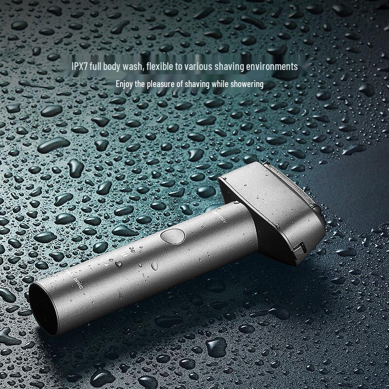 Panasonic RM31 Portable Reciprocating Electric Shaver CN plug (adapter included)