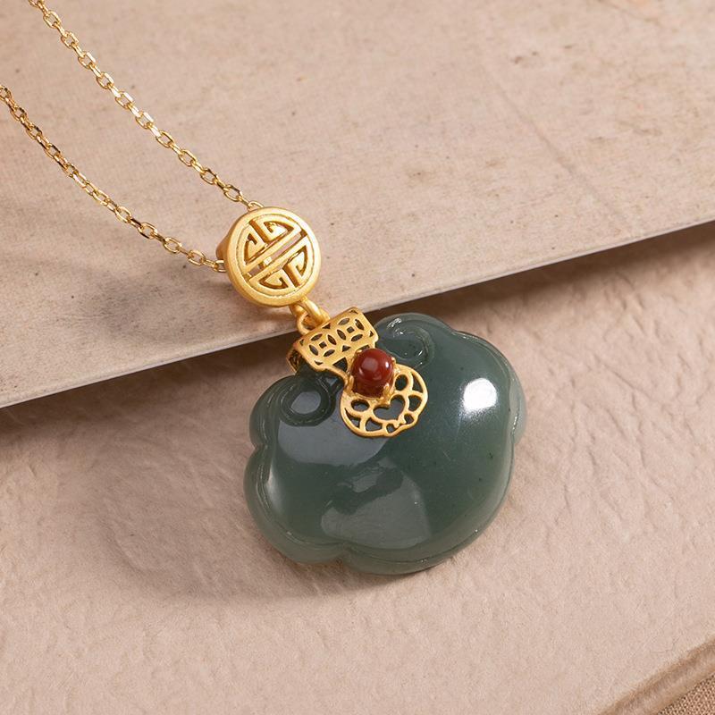 Independent Design New In Natural Hetian Jade Geometric Pendant Necklace For Women Chain Exquisite Elegant Light Luxury Jewelry