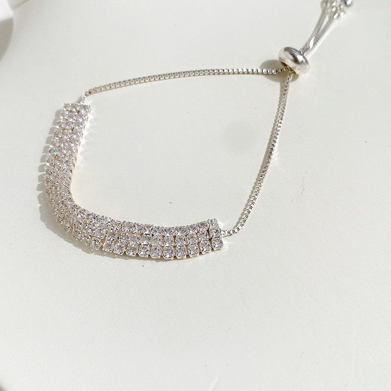 Zirconium Diamond Bracelet with High-Quality Texture, Niche Design, Light Luxury, Sparkling Diamonds, Adjustable Zipper, Pure Copper Bracelet