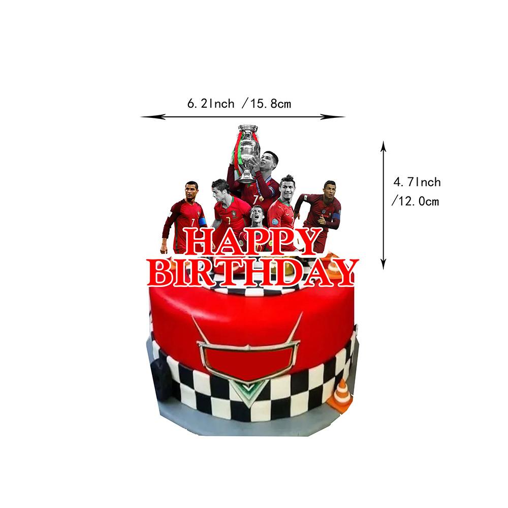 Cristiano Ronaldos festdekorasjoner inkluderte kaketoppere, ballonger, en banner