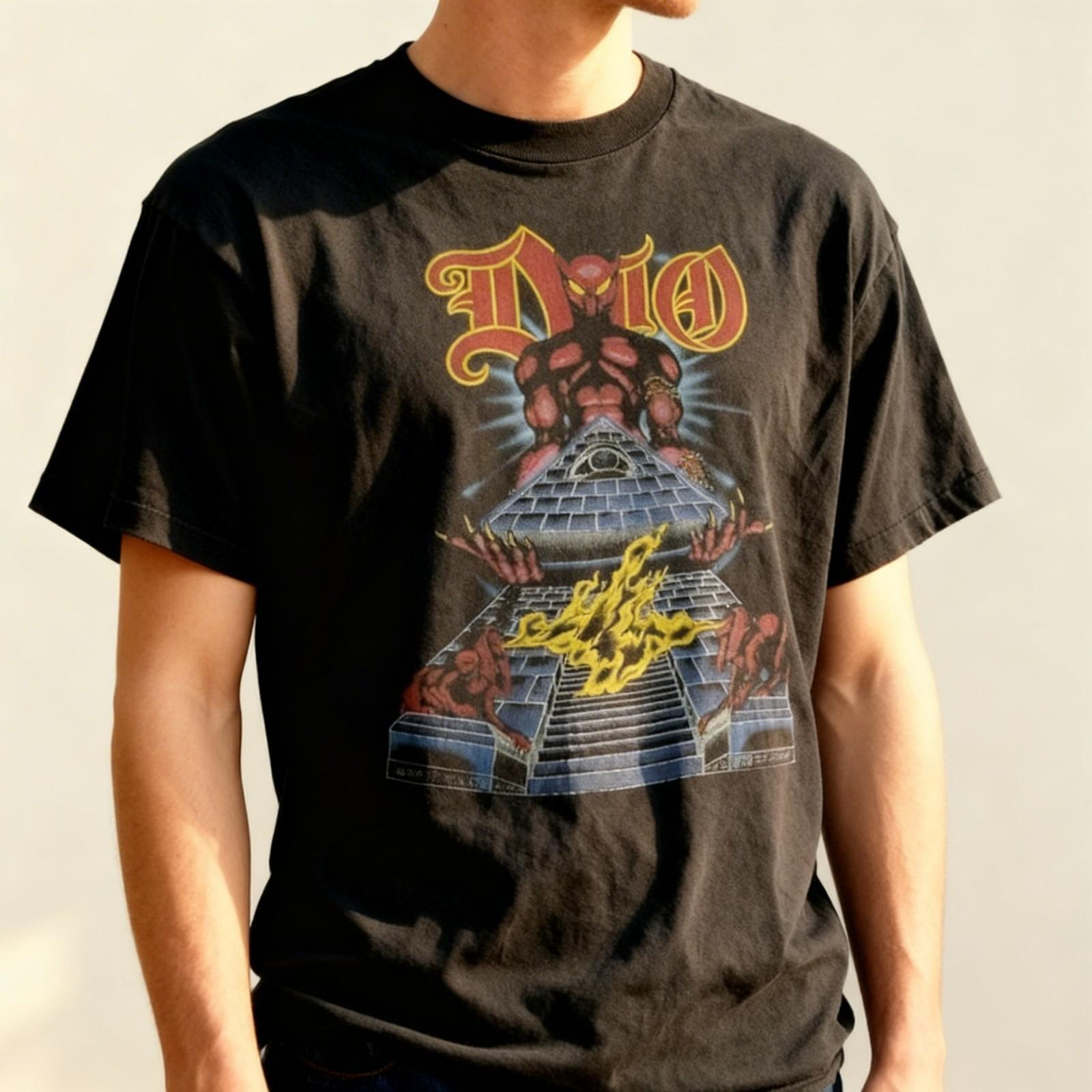 Reprint Dio Rock band Black Short Sleeve tee Classic T shirt Basic tee S