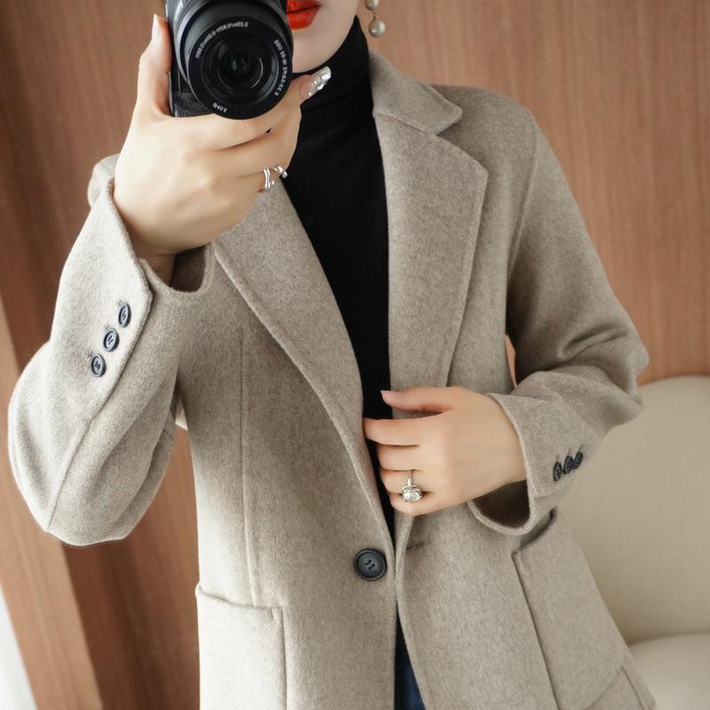 2025 Women s Short, Loose Hepburn-Style Wool Coat - High-End Double-Sided Woolen Casual Jacket L коричневый