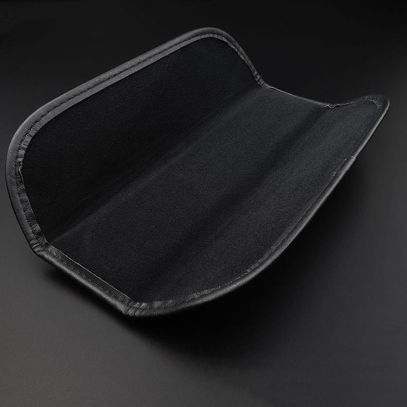 2PCS Car Seat Belt Protective Cover Leather Shoulder Pads For Volkswagen VW Polo Passat B5 B6 B7 T4 T5 Golf 6 7 Tiguan Jetta MK4 zo5