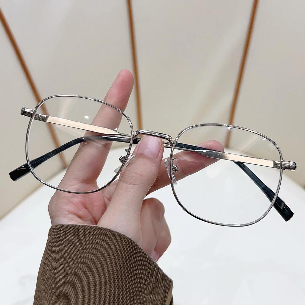 Neutral Photochromic Myopia Glasses with Polygonal Metal Frame Lightweight High-end Fashionable Business and Daily Glasses 0 To -4.0